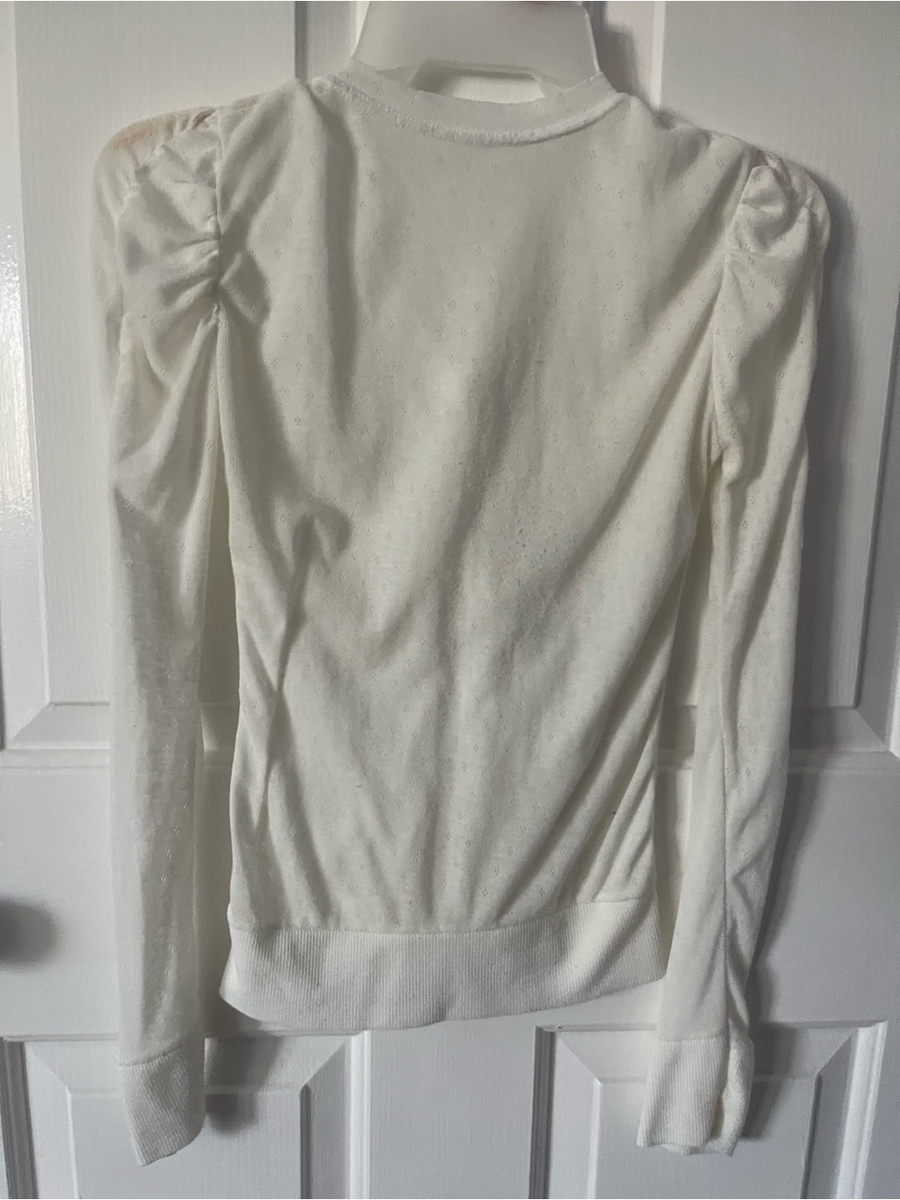 NWOT/Elegant White Women’s Sweater – Soft & Stylish, Size XS - Picture 7 of 13